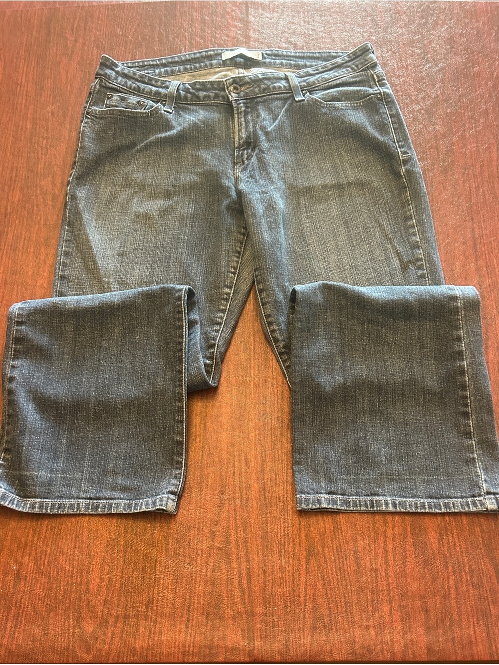 Levi’s 545 Low Boot Cut Jeans